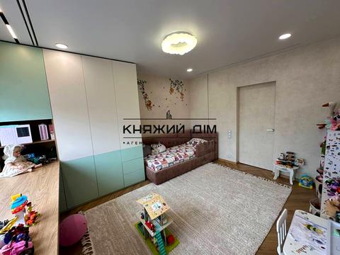 квартира за адресою Дніпровська набережна вул., 25