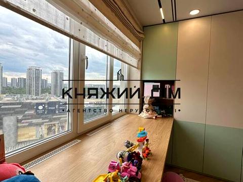 квартира за адресою Дніпровська набережна вул., 25