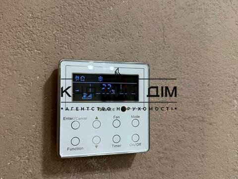 квартира за адресою Дніпровська набережна вул., 25