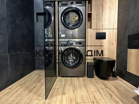 квартира за адресою Дніпровська набережна вул., 25