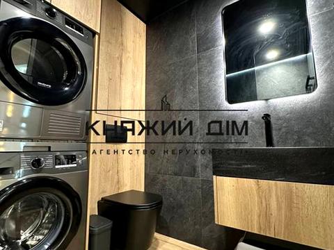 квартира за адресою Дніпровська набережна вул., 25