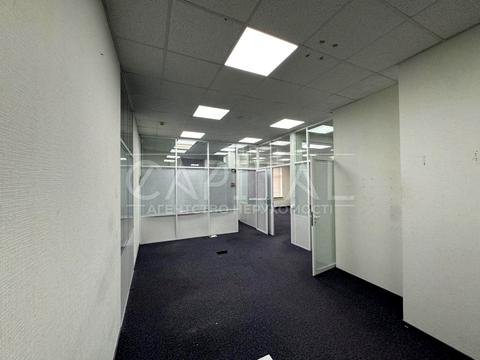 комерційна за адресою Старонаводницька вул., 13