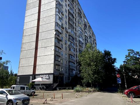 квартира за адресою Зої Гайдай вул., 12/10