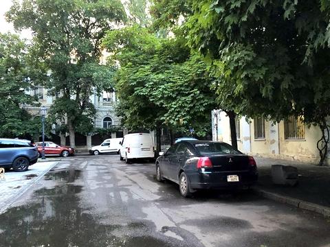 квартира за адресою Затишна вул., 12