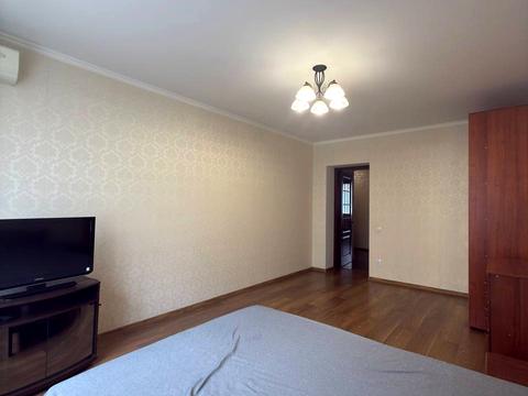 квартира за адресою Зоопаркова вул., 8в