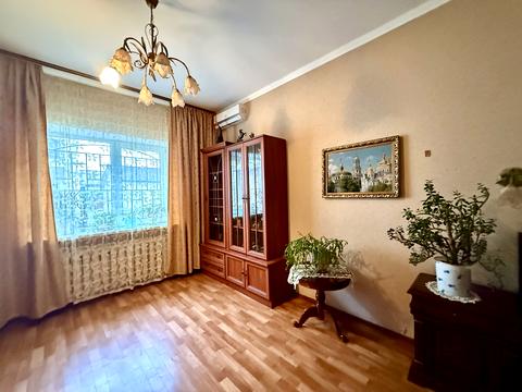 будинок за адресою Новоселів вул.