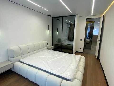 квартира за адресою Романа Левицького вул., 4