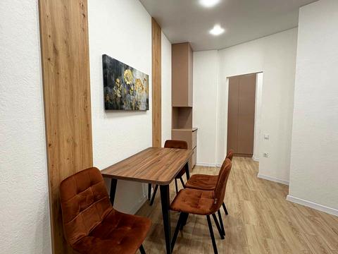 квартира за адресою Краснова вул., 1-А