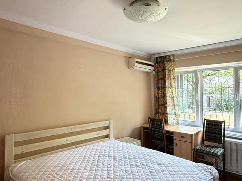 квартира по адресу Строителей ул., 6-А