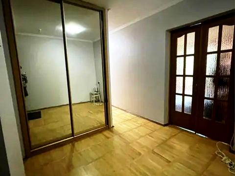 квартира за адресою Старонаводницька вул., 8-Б
