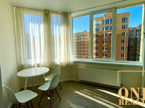 квартира за адресою Абрикосова вул., 5