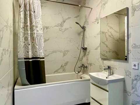 квартира за адресою Абрикосова вул., 5