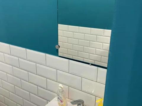 комерційна за адресою Жилянська вул., 68
