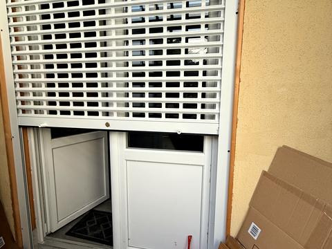 коммерческая по адресу Рильського ул., 3