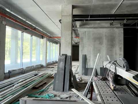 коммерческая по адресу Миколы Бажана просп., 1-І