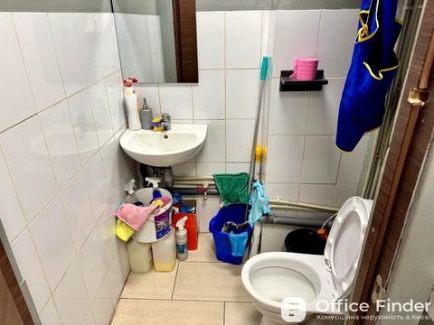комерційна за адресою Голосіївський просп. (40-річчя Жовтня), 132