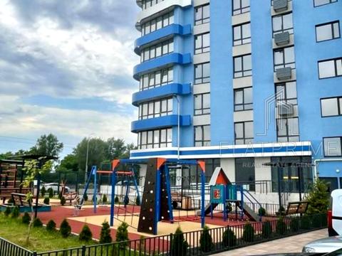квартира за адресою Дніпровська набережна вул., 17-К