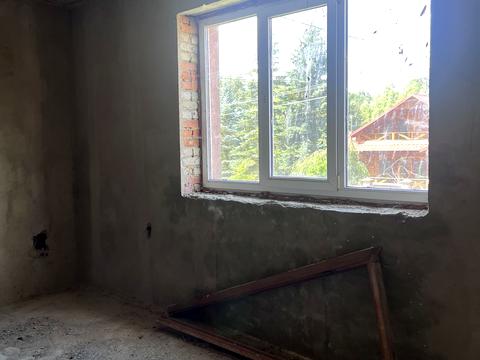 будинок за адресою 1 Грудня вул.