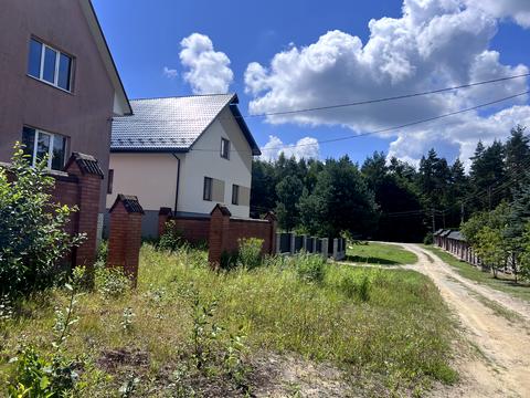 будинок за адресою 1 Грудня вул.
