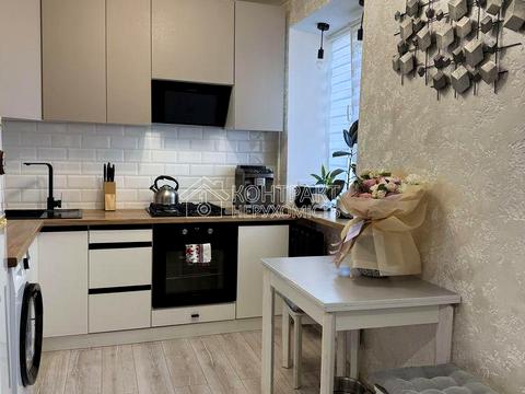 квартира за адресою Малинівська вул., 12