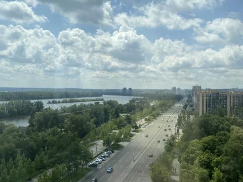 квартира за адресою Набережна Перемоги вул., 40-Д