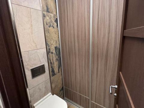 квартира за адресою Дніпровська набережна вул., 1-А