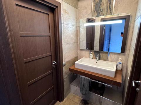 квартира за адресою Дніпровська набережна вул., 1-А