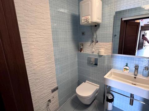 квартира за адресою Дніпровська набережна вул., 1-А