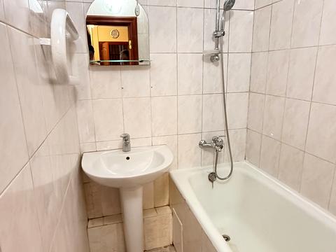 квартира по адресу Академика Глушкова просп., 34