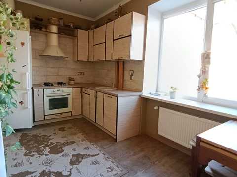 квартира за адресою Зарічанська вул., 22/3