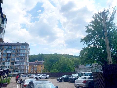 комерційна за адресою Київська вул., 128