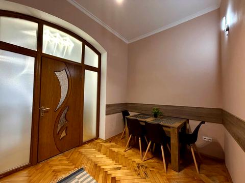 квартира по адресу Союза Украинок ул. (Лобачевского), 4