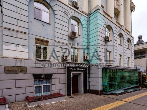 коммерческая по адресу Евгения Чикаленко ул. (Пушкінська), 20