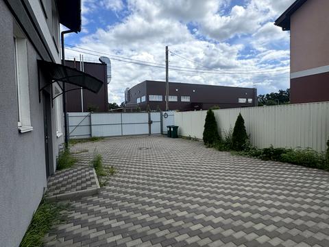 будинок за адресою Євгена Гребінки пров., 8б/1