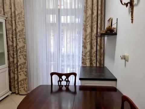 квартира за адресою Львів, Пантелеймона Куліша вул., 45