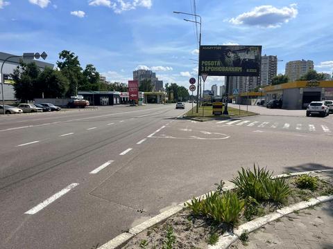 ділянка за адресою Драгоманова вул.