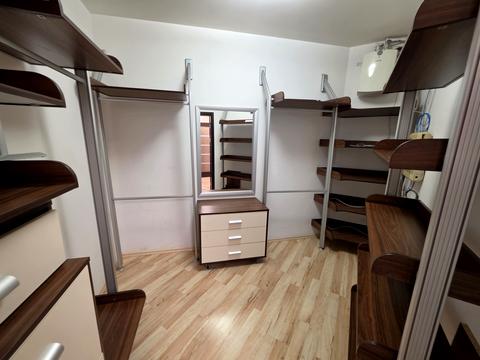 квартира за адресою Раїси Окіпної вул., 4