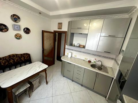 квартира по адресу Перфецкого ул., 2