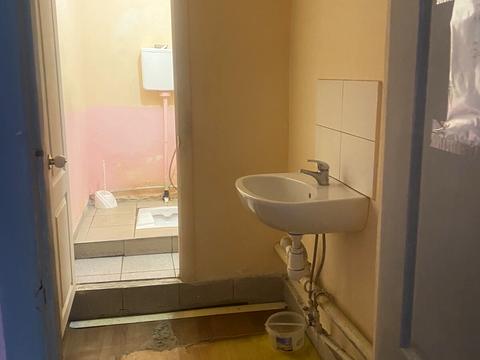 комерційна за адресою Дальницька вул., 25