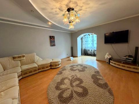 квартира за адресою Гната Хоткевича вул., 44д