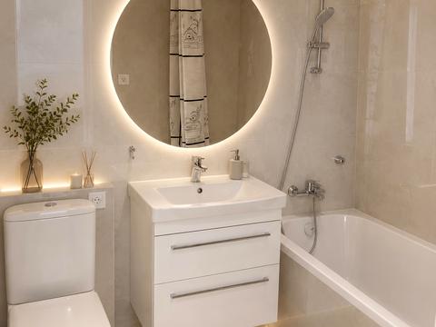 квартира за адресою Літературна вул., 8