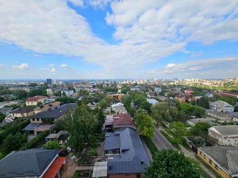 квартира за адресою Сергія Подолинського вул. (Благоєва), 16