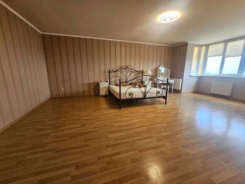 квартира за адресою Сергія Подолинського вул. (Благоєва), 16