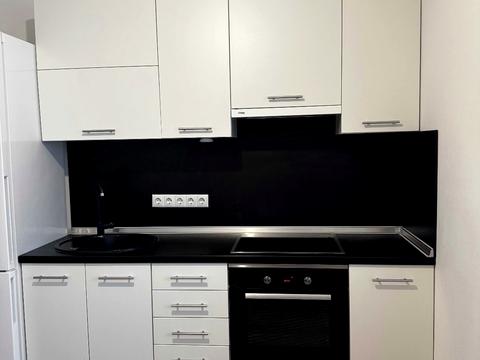 квартира за адресою Софії Русової вул., 1