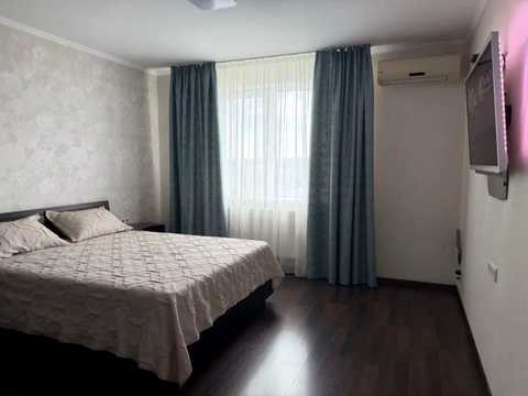 квартира за адресою Космічна вул., 3