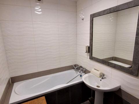 коммерческая по адресу Прорізна ул., 7