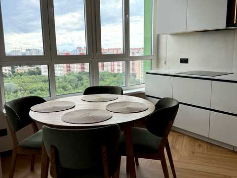 квартира за адресою Михайла Максимовича вул. (Онуфрія Трутенка), 32-Б