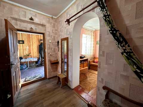 будинок за адресою Українська вул. (Красносільська)