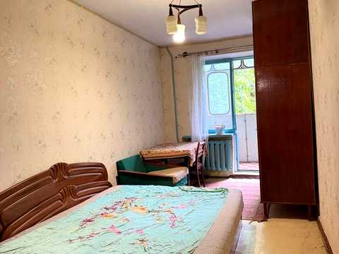 квартира за адресою Зарічанська вул., 14/3