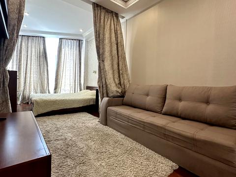 квартира за адресою Італійський бульв., 1-А
